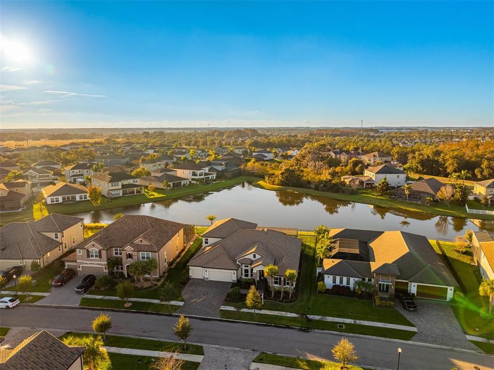 На продажу: $1,395,000 (5 спален, 4 ванн, 4490 Квадратных фут)