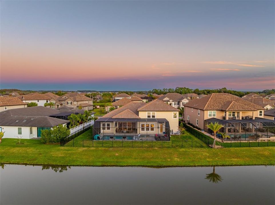 На продажу: $1,395,000 (5 спален, 4 ванн, 4490 Квадратных фут)