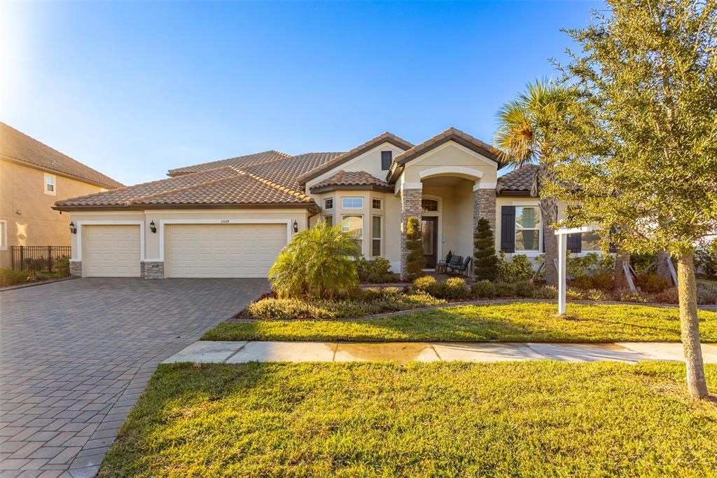 На продажу: $1,395,000 (5 спален, 4 ванн, 4490 Квадратных фут)