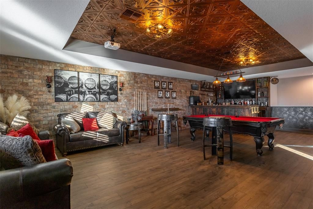 На продажу: $1,395,000 (5 спален, 4 ванн, 4490 Квадратных фут)