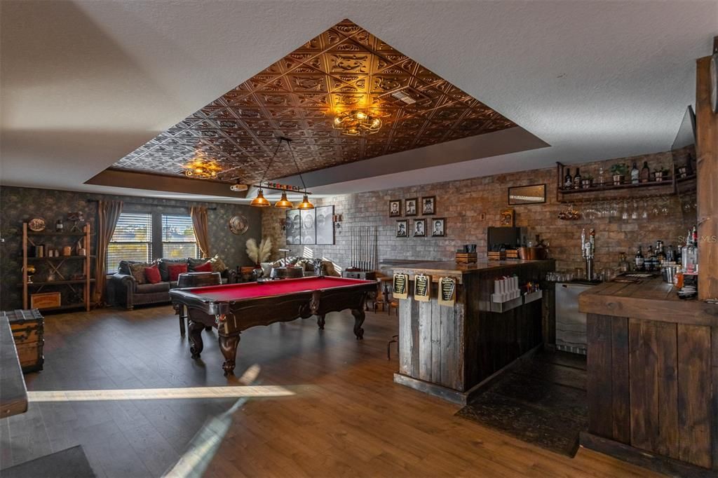 На продажу: $1,395,000 (5 спален, 4 ванн, 4490 Квадратных фут)