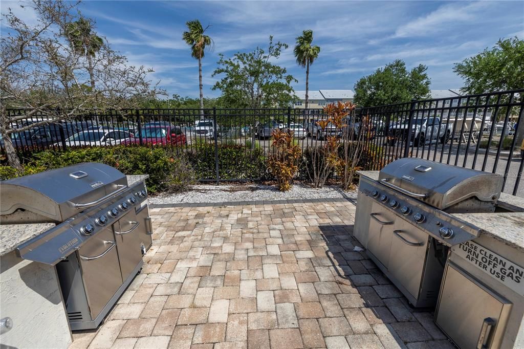 На продажу: $599,900 (3 спален, 2 ванн, 1920 Квадратных фут)