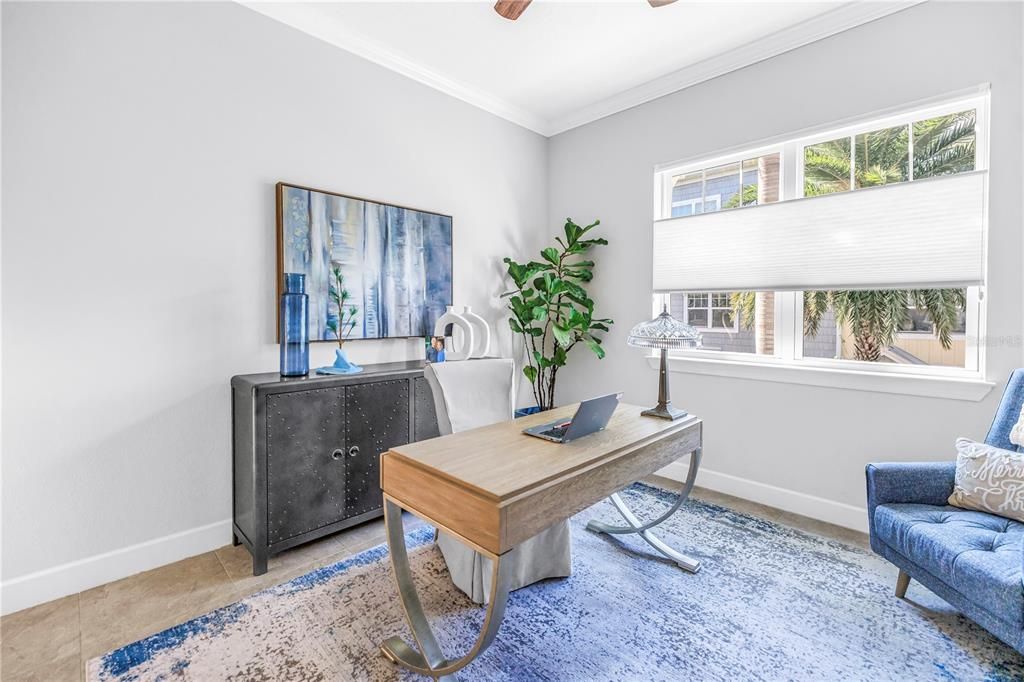 На продажу: $599,900 (3 спален, 2 ванн, 1920 Квадратных фут)