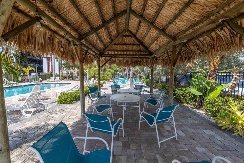 На продажу: $599,900 (3 спален, 2 ванн, 1920 Квадратных фут)