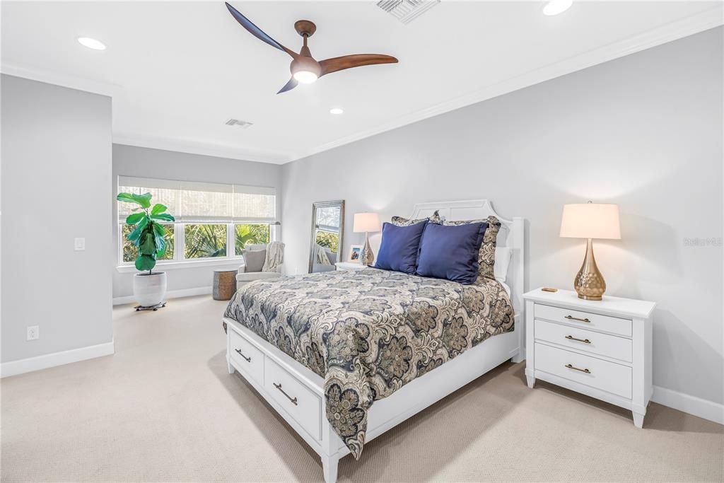 На продажу: $599,900 (3 спален, 2 ванн, 1920 Квадратных фут)