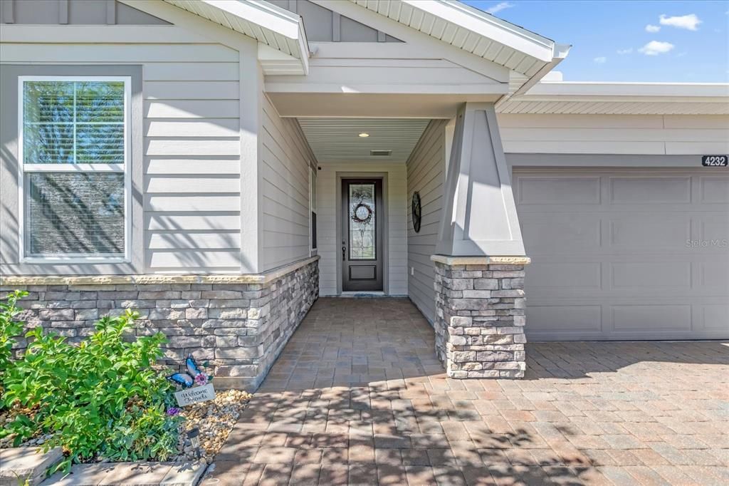 En Venta: $385,000 (2 camas, 2 baños, 1938 Pies cuadrados)