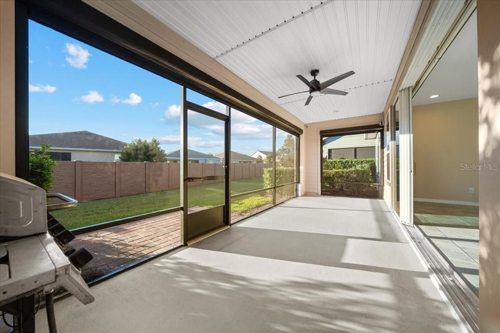 En Venta: $385,000 (2 camas, 2 baños, 1938 Pies cuadrados)