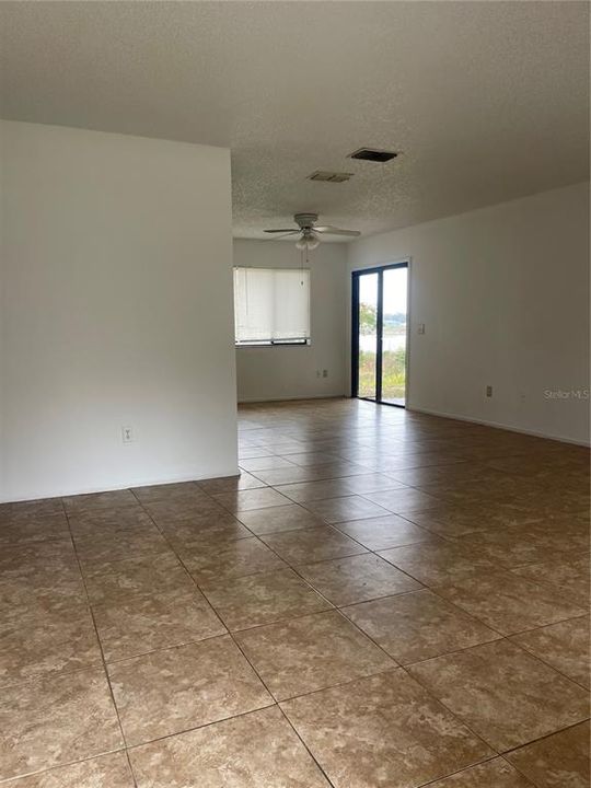 For Rent: $1,800 (3 beds, 2 baths, 1204 Square Feet)