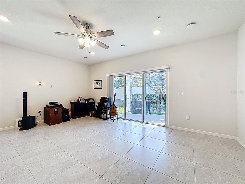 For Sale: $449,900 (3 beds, 2 baths, 1782 Square Feet)
