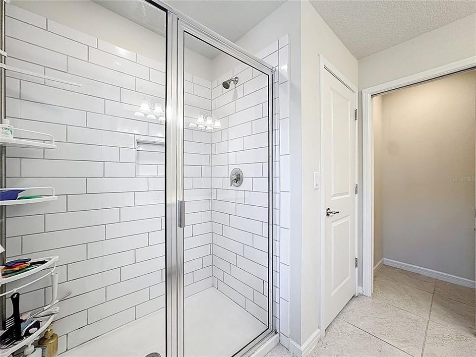 For Sale: $449,900 (3 beds, 2 baths, 1782 Square Feet)