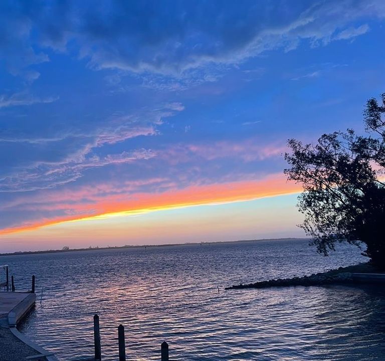 En Venta: $110,000 (0.09 acres)