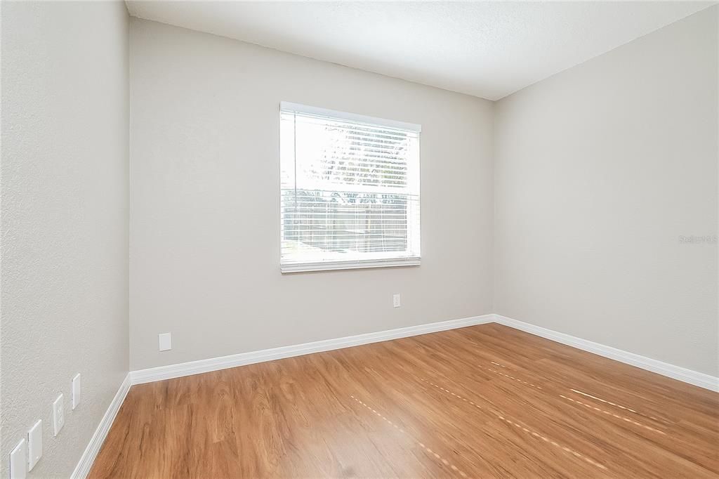 В аренду: $2,160 (4 спален, 2 ванн, 1496 Квадратных фут)