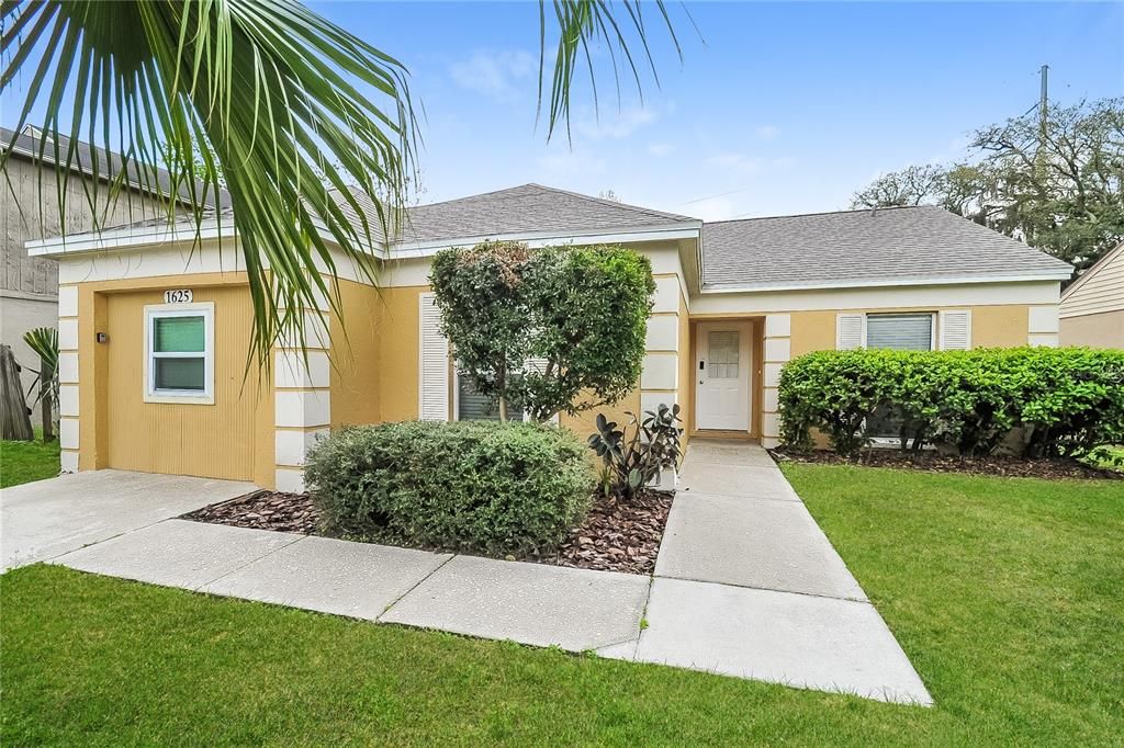 В аренду: $2,160 (4 спален, 2 ванн, 1496 Квадратных фут)