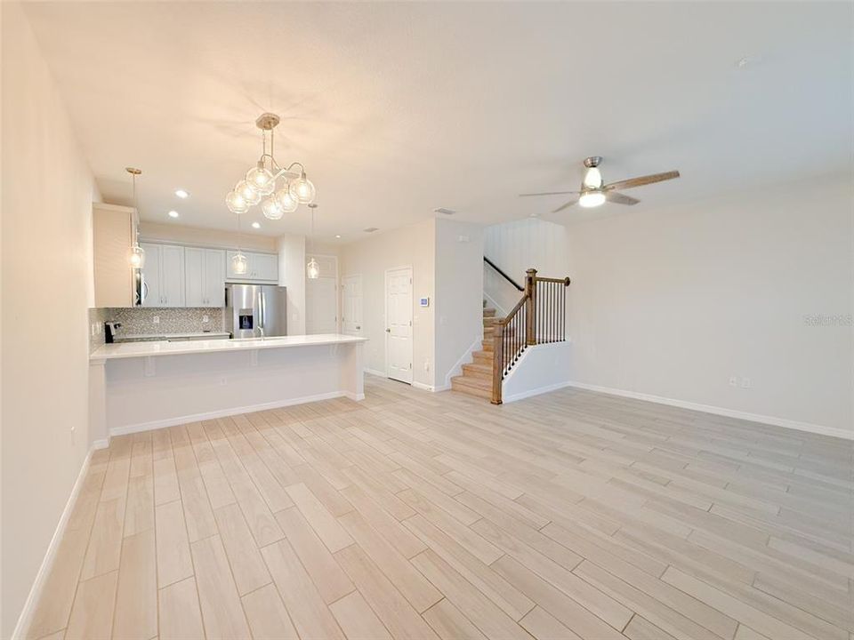 出租: $2,400 (3 贝兹, 2 浴室, 1603 平方英尺)