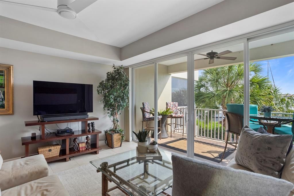 待售: $459,900 (3 贝兹, 3 浴室, 1417 平方英尺)