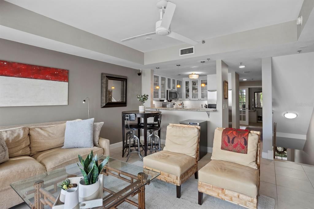 待售: $459,900 (3 贝兹, 3 浴室, 1417 平方英尺)