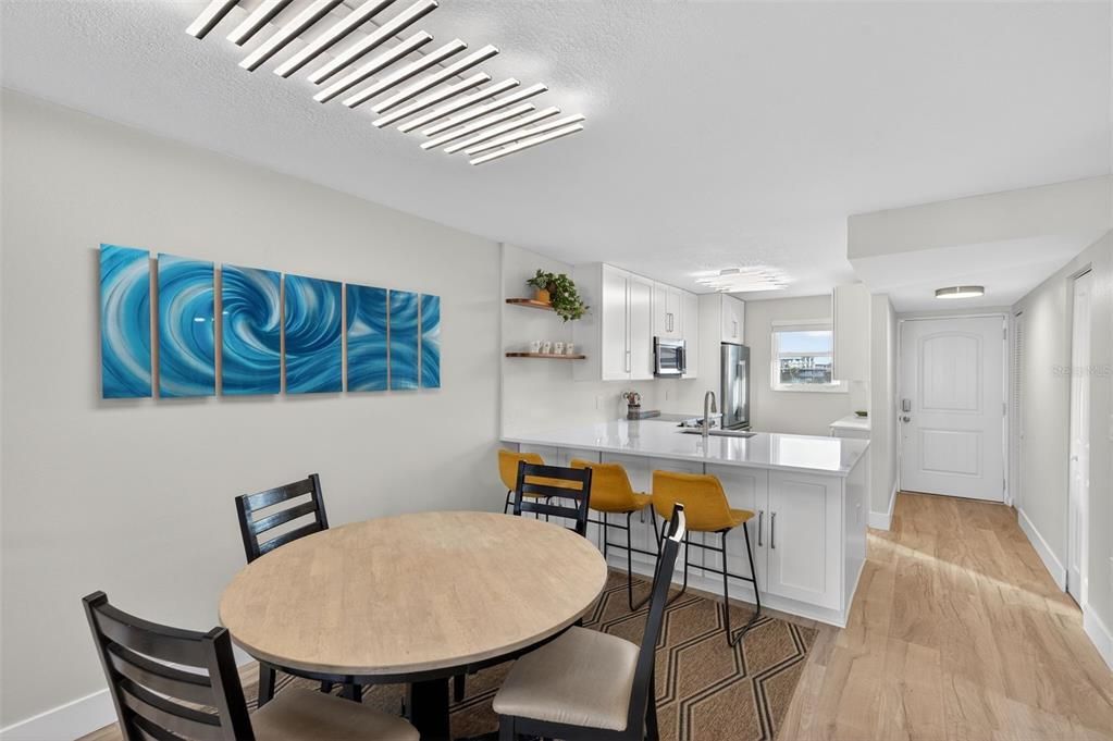 En Venta: $479,000 (2 camas, 2 baños, 935 Pies cuadrados)