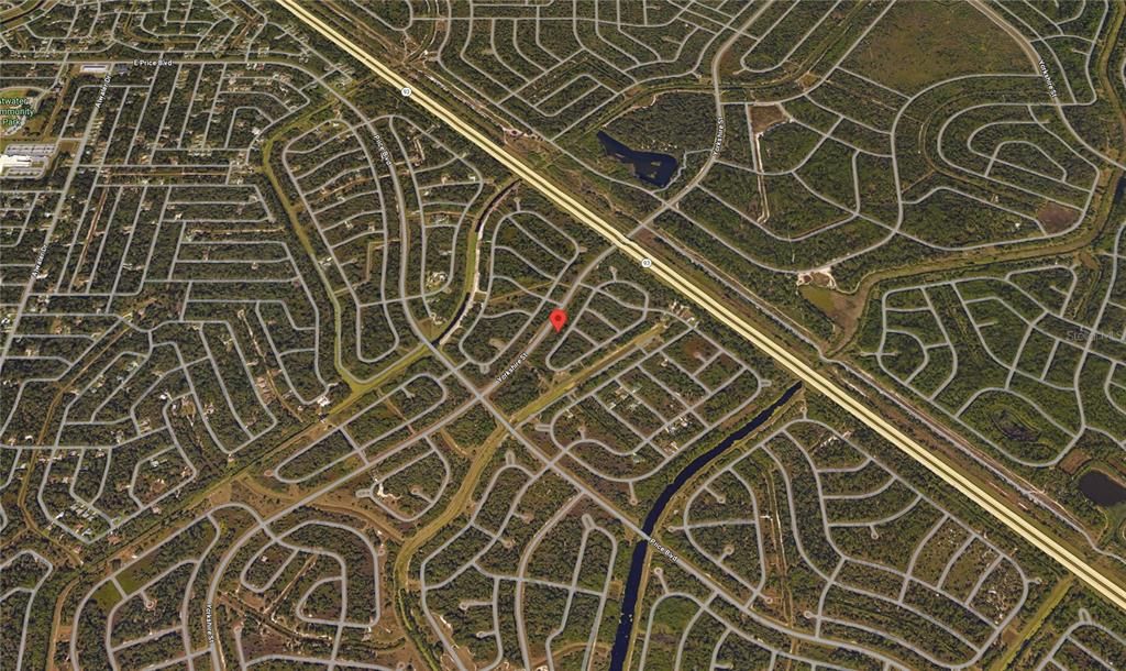 На продажу: $14,000 (0.24 acres)