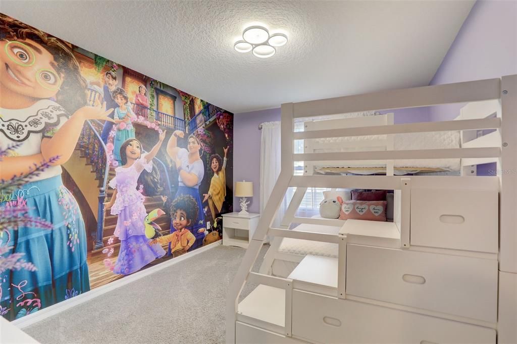 En Renta: $3,600 (5 camas, 4 baños, 2294 Pies cuadrados)