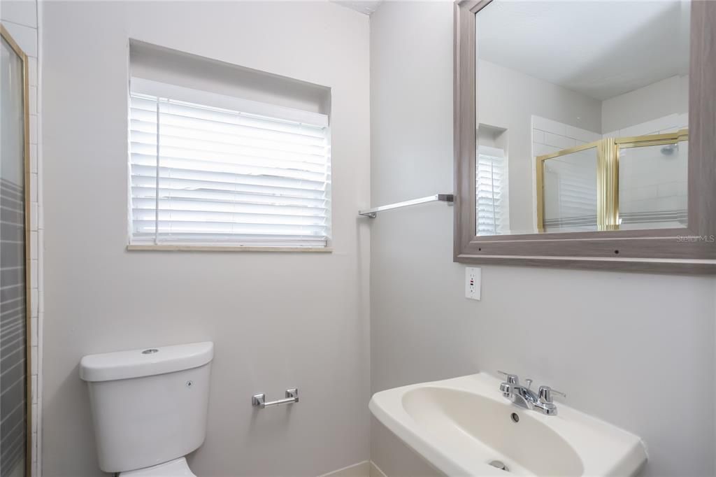 For Rent: $1,985 (3 beds, 3 baths, 1516 Square Feet)