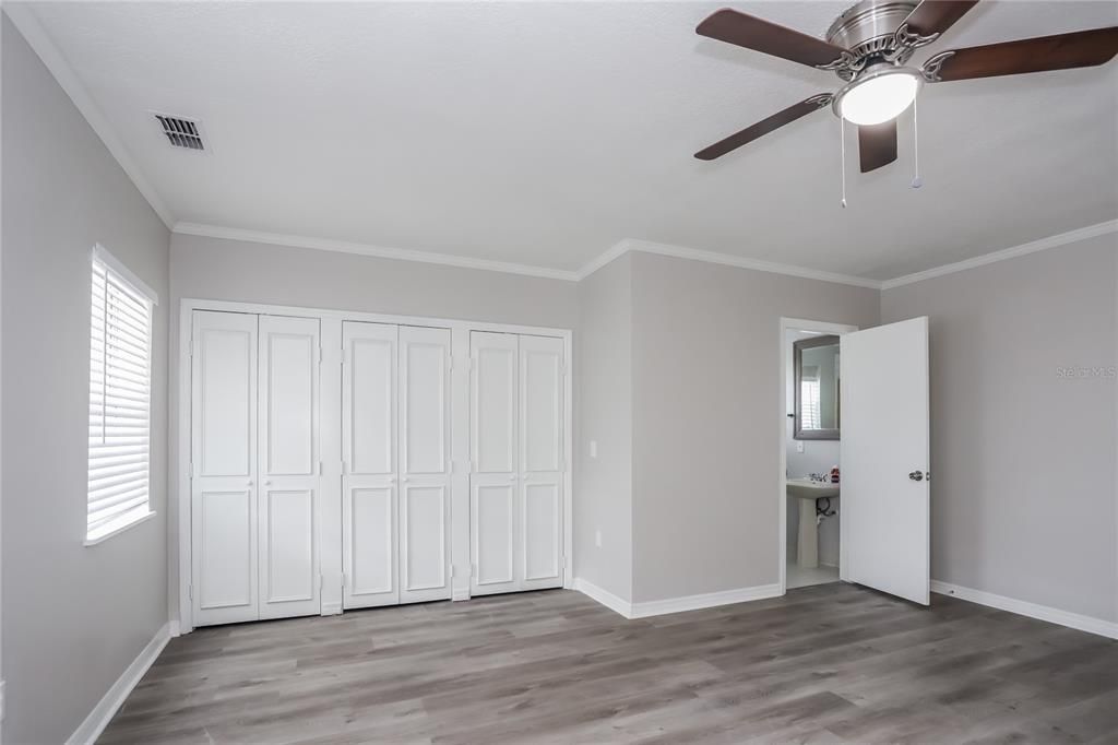 For Rent: $1,985 (3 beds, 3 baths, 1516 Square Feet)