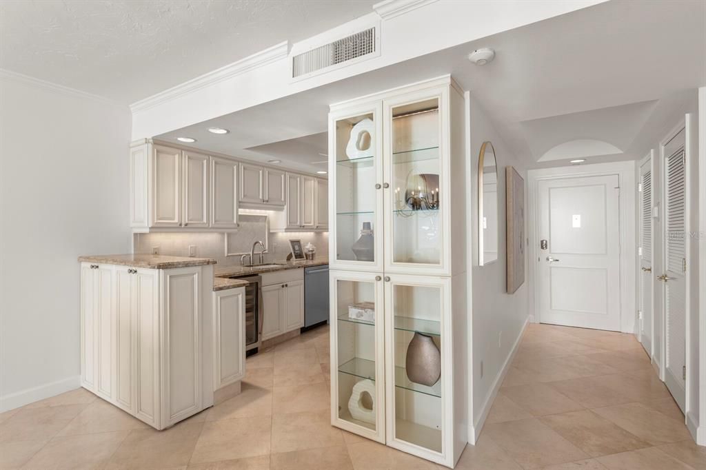 待售: $1,300,000 (2 贝兹, 2 浴室, 1532 平方英尺)