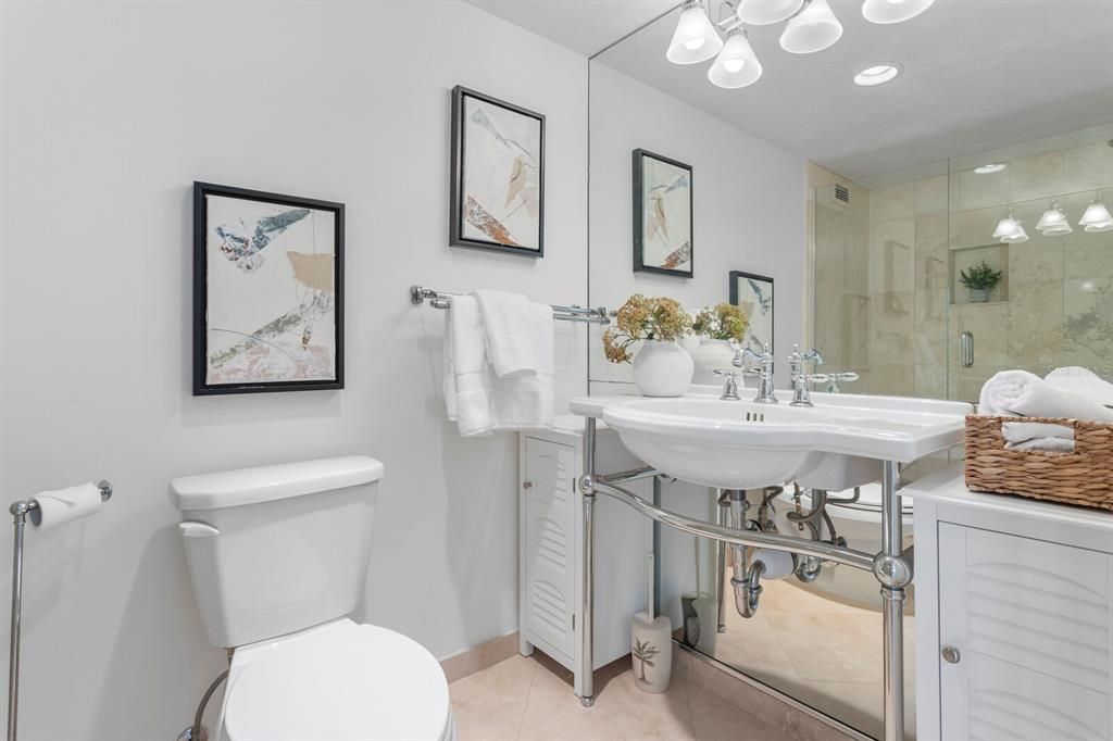 待售: $1,300,000 (2 贝兹, 2 浴室, 1532 平方英尺)