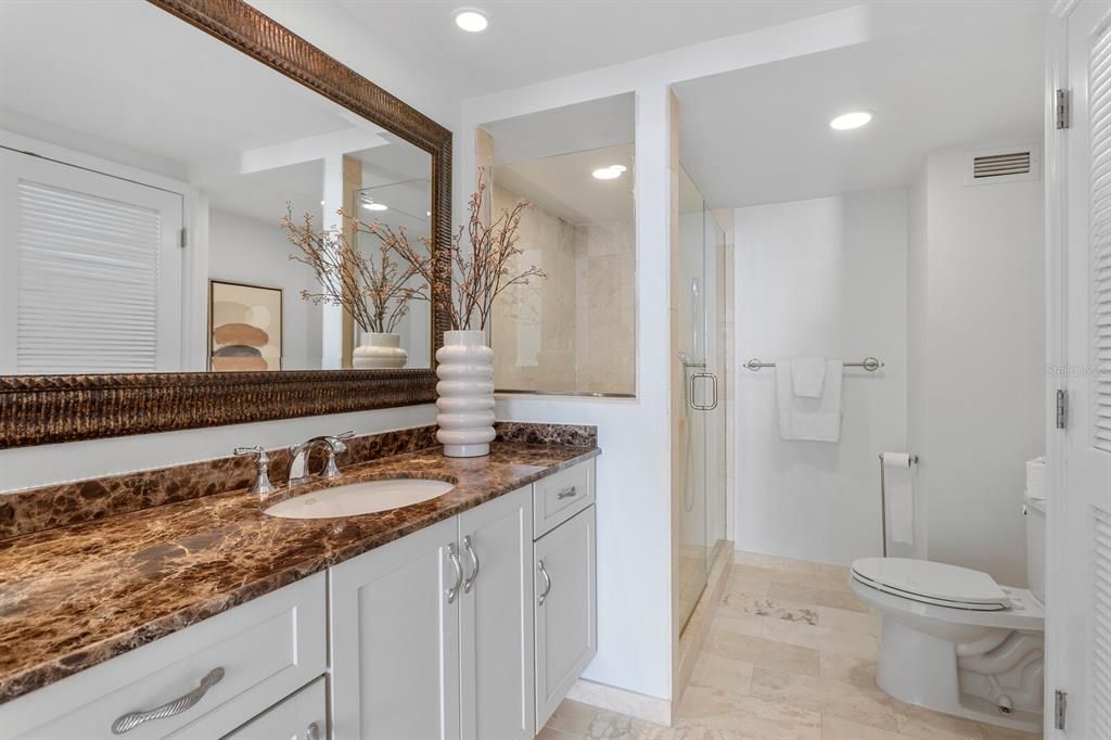 待售: $1,300,000 (2 贝兹, 2 浴室, 1532 平方英尺)