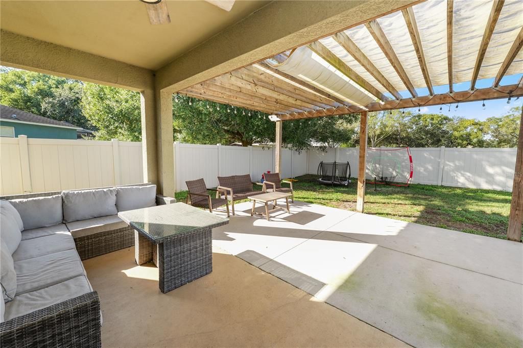 En Venta: $350,000 (3 camas, 2 baños, 1870 Pies cuadrados)