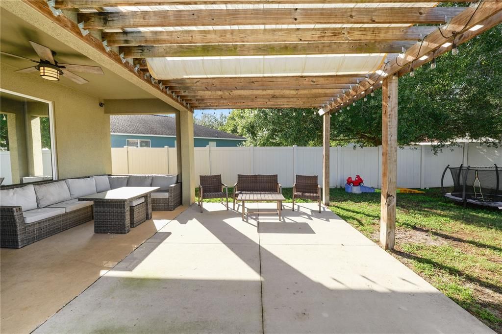 En Venta: $350,000 (3 camas, 2 baños, 1870 Pies cuadrados)