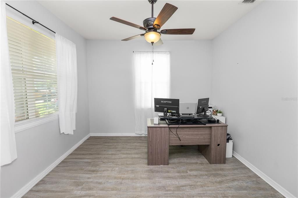 En Venta: $350,000 (3 camas, 2 baños, 1870 Pies cuadrados)