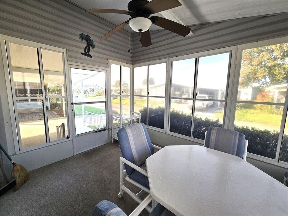 For Sale: $184,999 (2 beds, 2 baths, 1269 Square Feet)