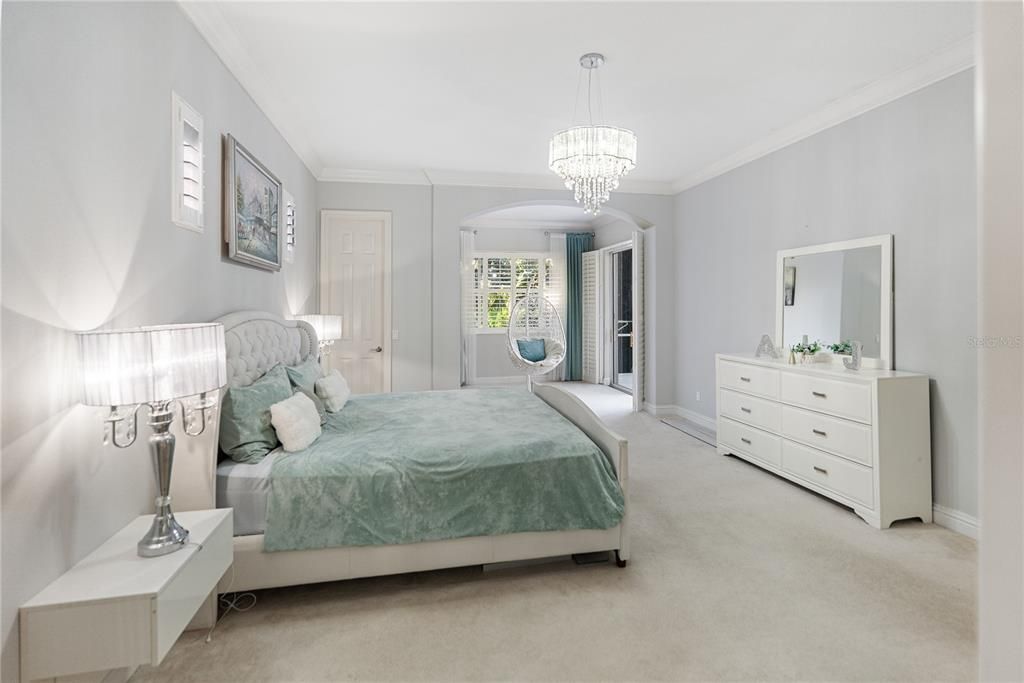 En Venta: $649,000 (3 camas, 2 baños, 2278 Pies cuadrados)