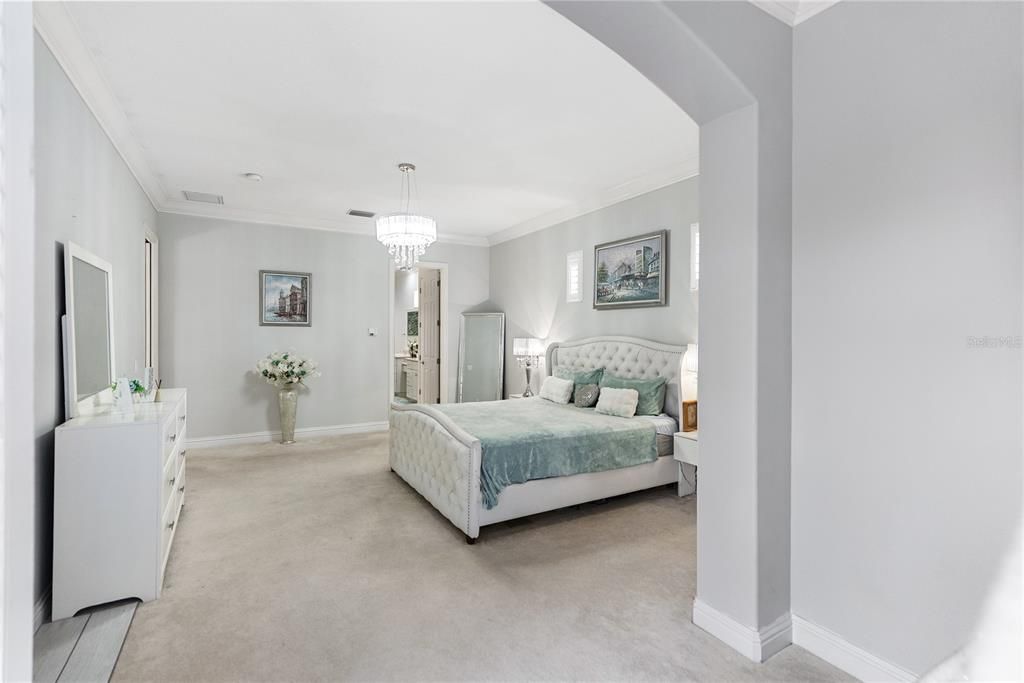 En Venta: $649,000 (3 camas, 2 baños, 2278 Pies cuadrados)