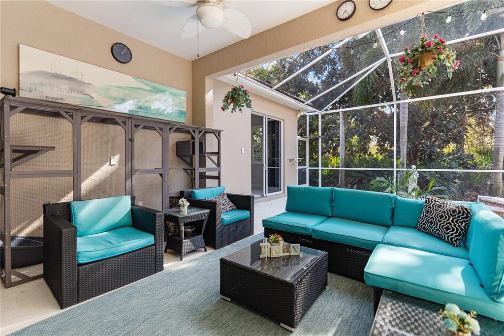 En Venta: $649,000 (3 camas, 2 baños, 2278 Pies cuadrados)