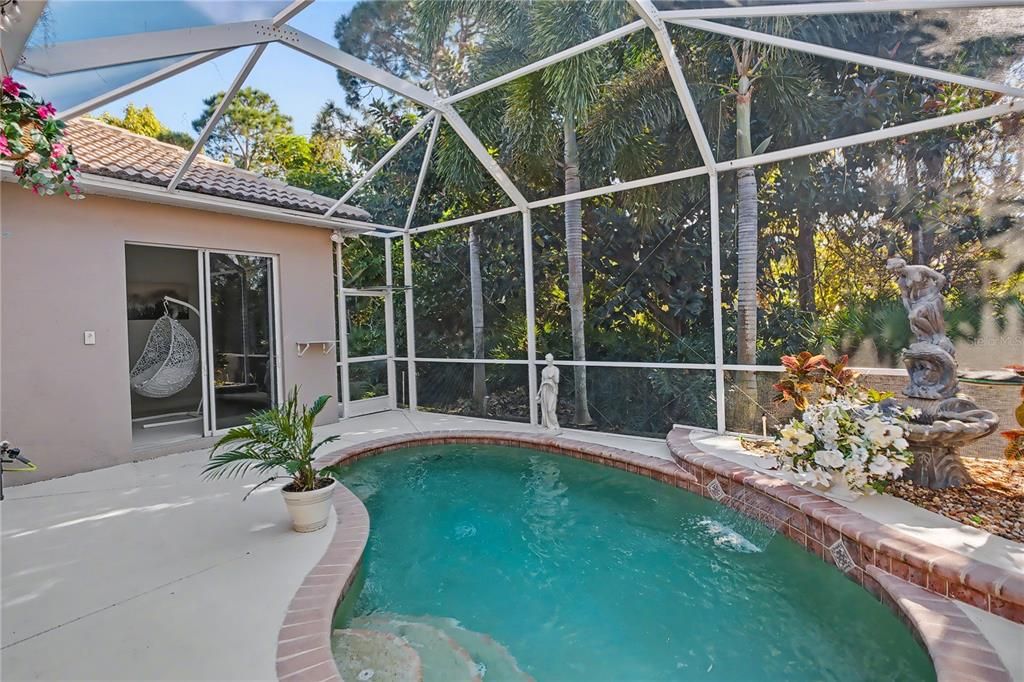 En Venta: $649,000 (3 camas, 2 baños, 2278 Pies cuadrados)