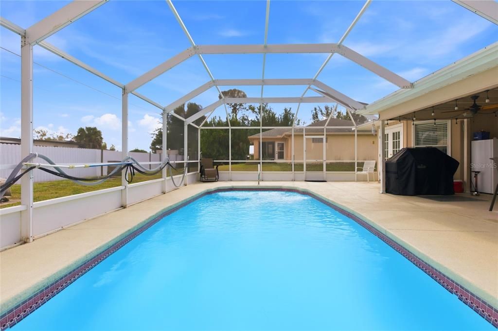 For Sale: $289,000 (3 beds, 2 baths, 1750 Square Feet)