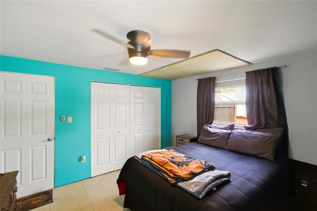 For Sale: $289,000 (3 beds, 2 baths, 1750 Square Feet)