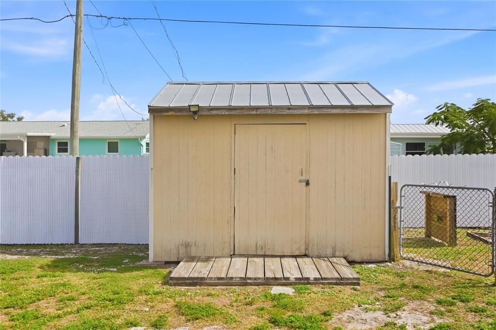 For Sale: $289,000 (3 beds, 2 baths, 1750 Square Feet)