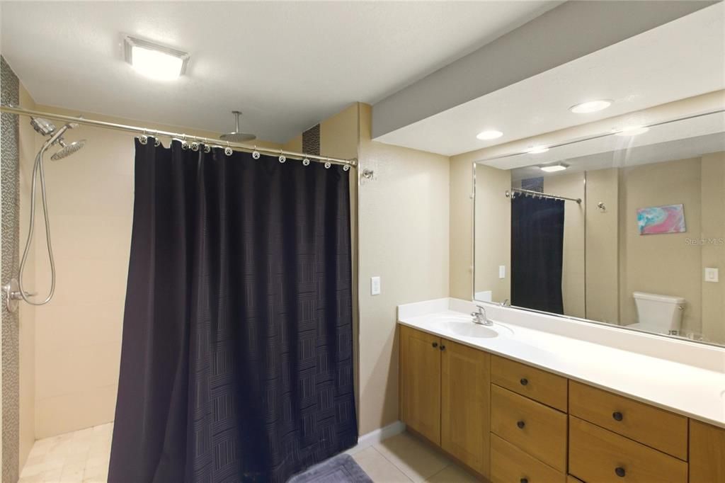 For Sale: $289,000 (3 beds, 2 baths, 1750 Square Feet)