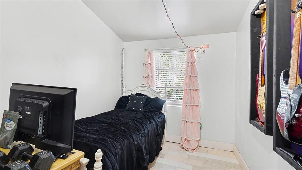 En Venta: $150,000 (3 camas, 2 baños, 1421 Pies cuadrados)