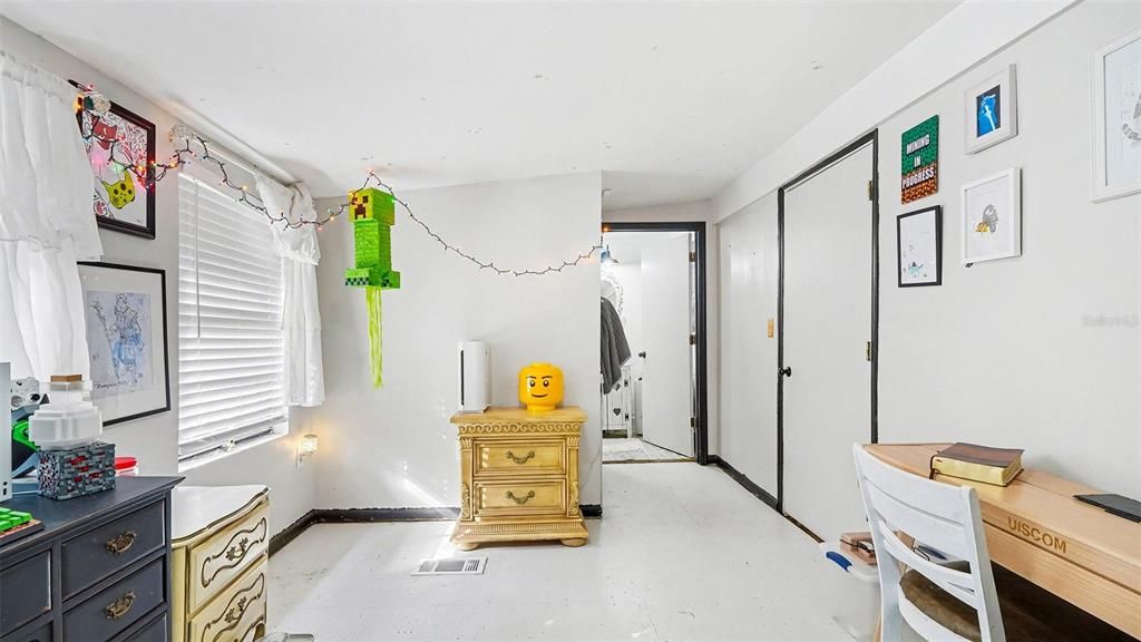 En Venta: $150,000 (3 camas, 2 baños, 1421 Pies cuadrados)