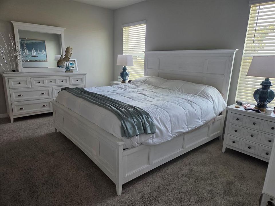 На продажу: $389,000 (4 спален, 3 ванн, 2020 Квадратных фут)