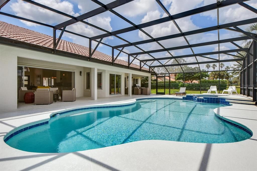 На продажу: $790,000 (5 спален, 4 ванн, 3781 Квадратных фут)