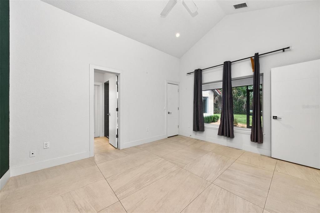 На продажу: $790,000 (5 спален, 4 ванн, 3781 Квадратных фут)