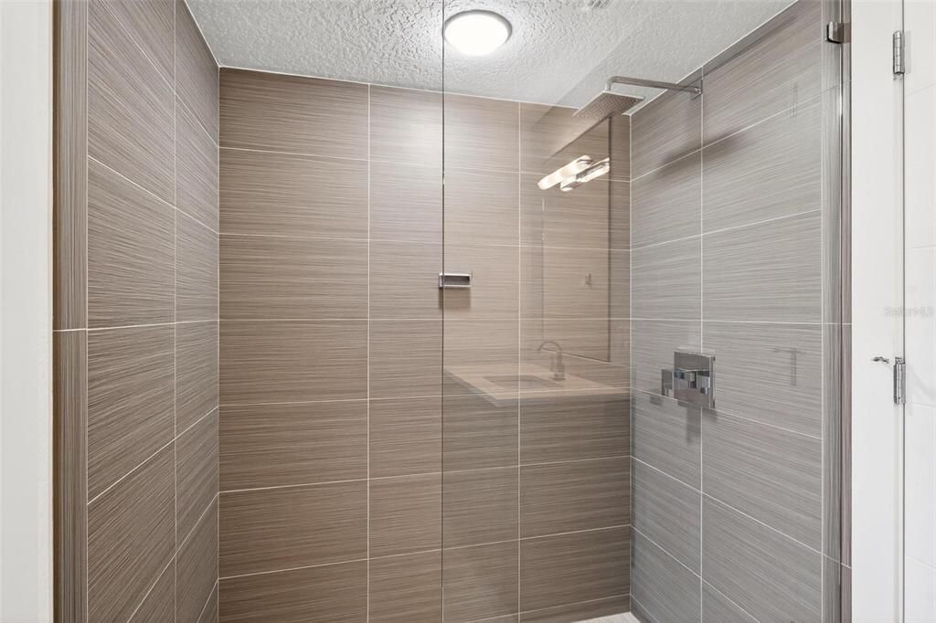 На продажу: $790,000 (5 спален, 4 ванн, 3781 Квадратных фут)