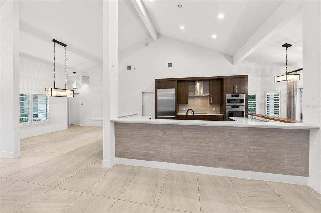 На продажу: $790,000 (5 спален, 4 ванн, 3781 Квадратных фут)