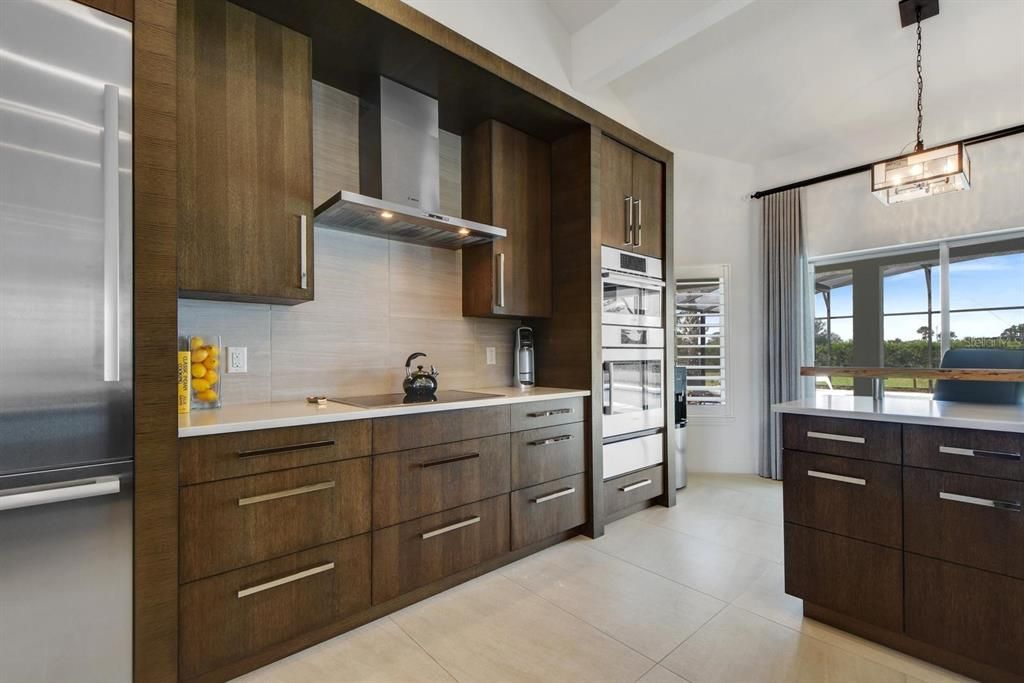 На продажу: $790,000 (5 спален, 4 ванн, 3781 Квадратных фут)