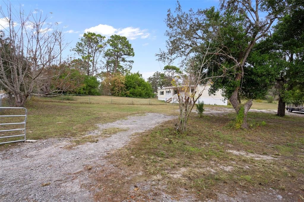 For Sale: $339,900 (4 beds, 2 baths, 1512 Square Feet)