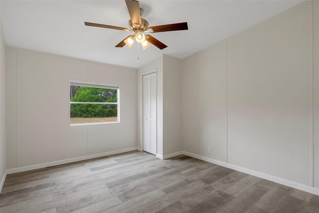 For Sale: $339,900 (4 beds, 2 baths, 1512 Square Feet)